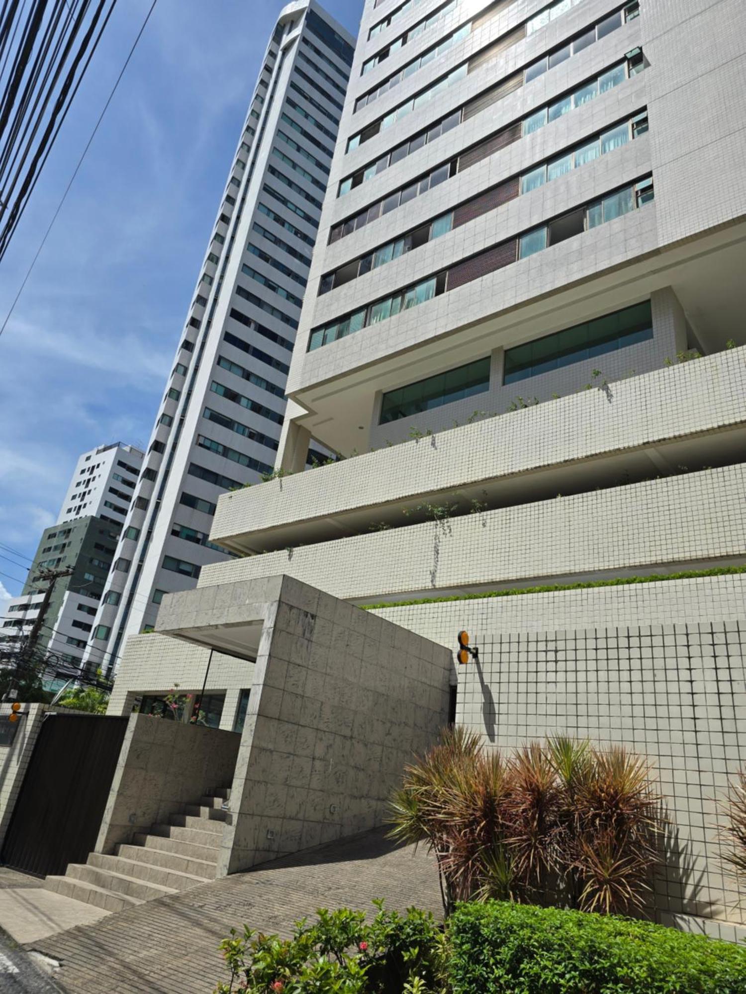 Flat Boa Viagem Alceu Valenca Recife